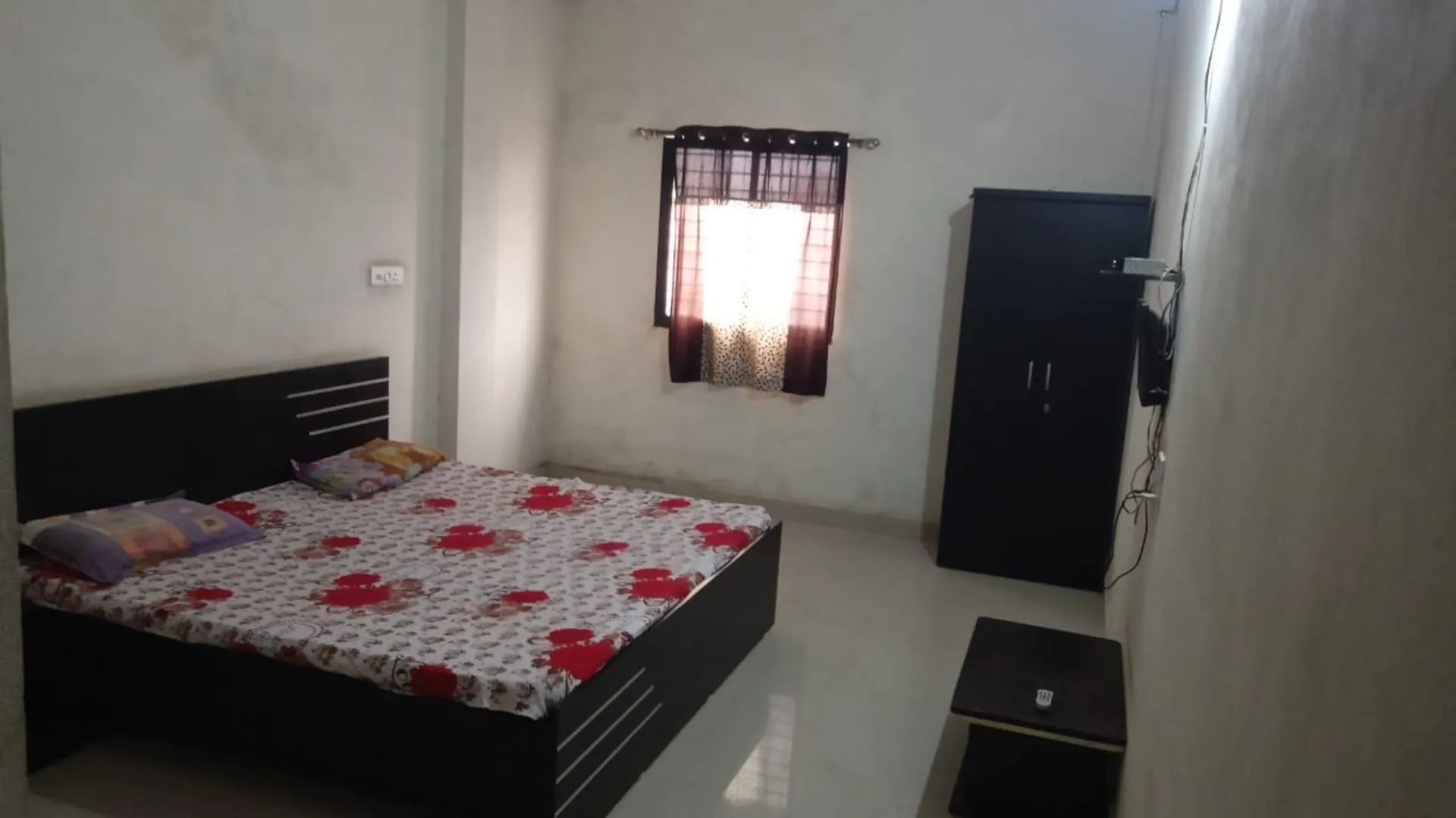 HOTEL SHIV SADHNA | STANDARD NON AC ROOM